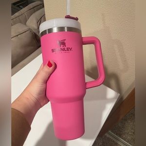 Used Pink Stanley Tumbler!! Perfect condition!